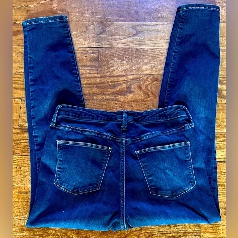 Universal Thread High Rise Skinny Jeans Dark Wash Women's Size 10x30 Blue Denim